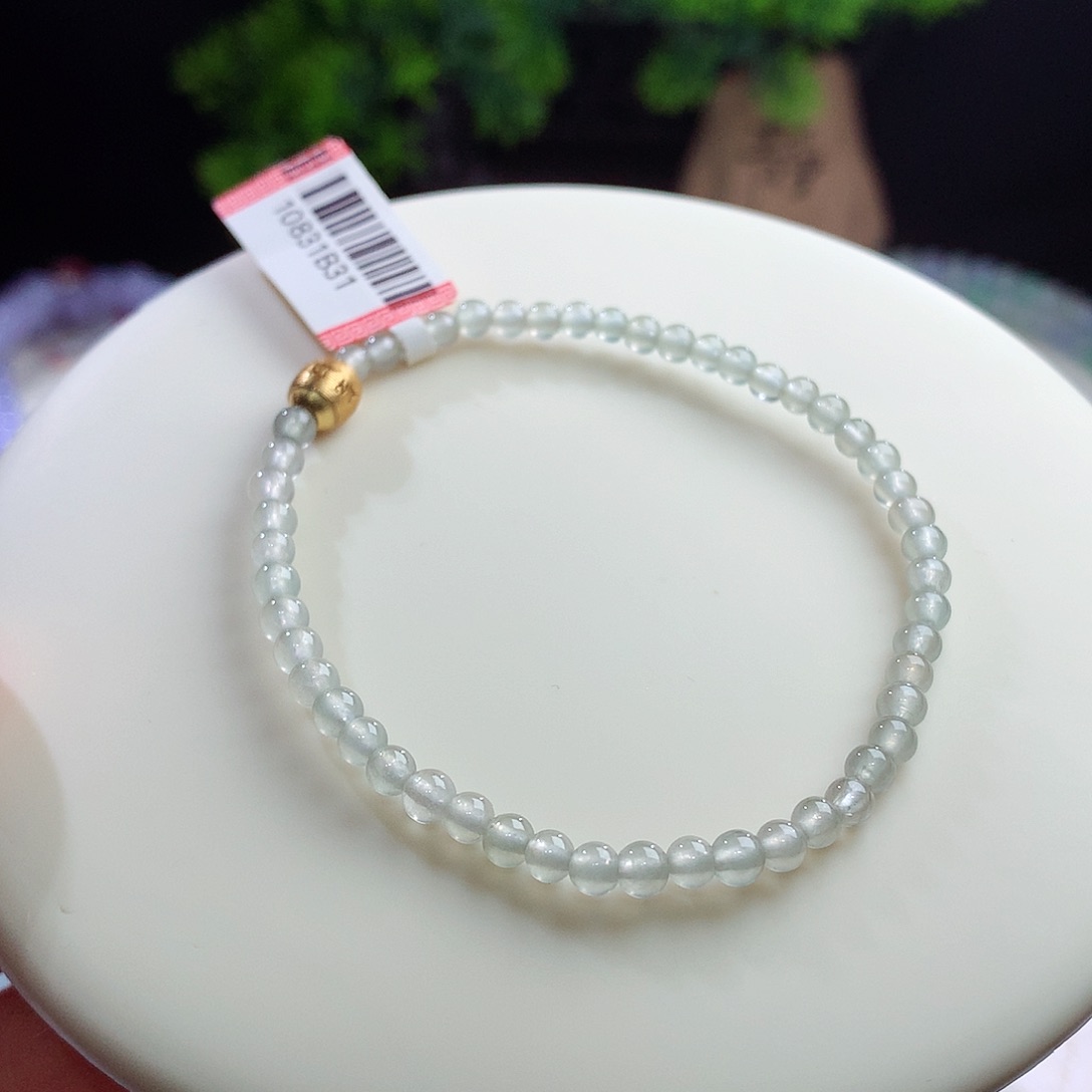 未镶嵌手串翡翠冰起光 卡4mm左右