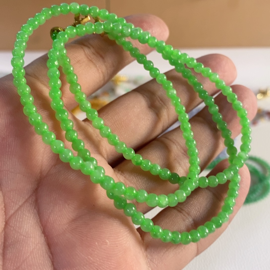 未镶嵌定制翡翠凹*卡3.7