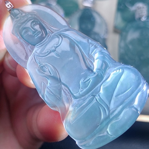 【闪购商品】翡翠颈饰18K金镶嵌天然翡翠