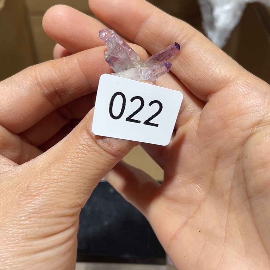 水晶摆件……未镶嵌