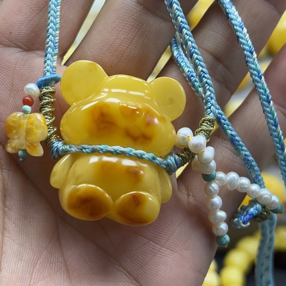 蜜蜡未镶嵌珠宝奇石