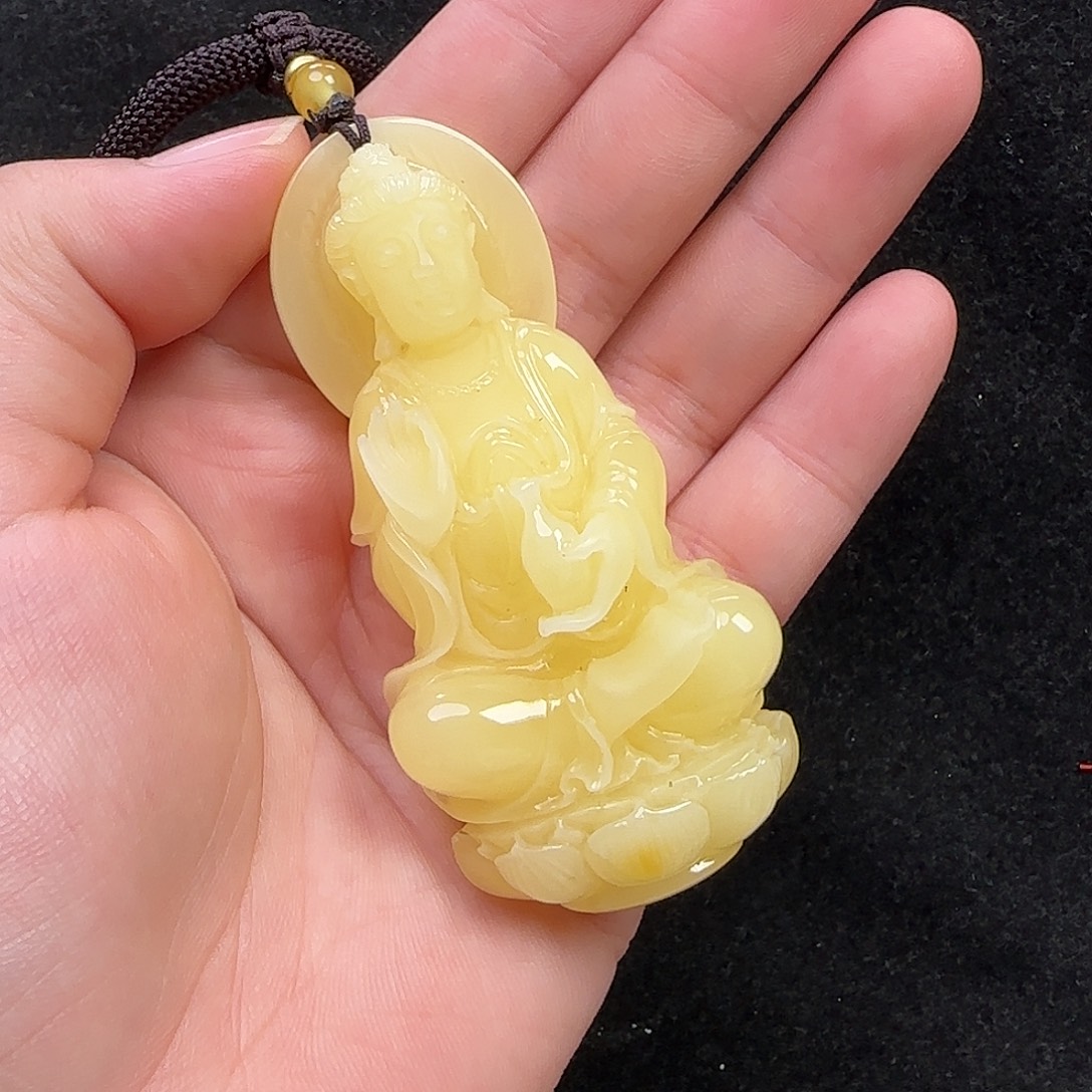 蜜蜡未镶嵌珠宝奇石
