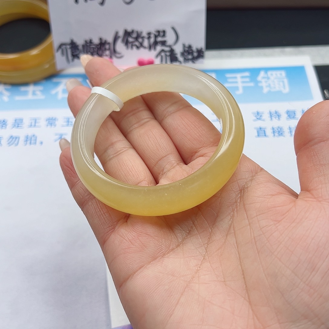 石英质玉手镯未镶嵌571-55+