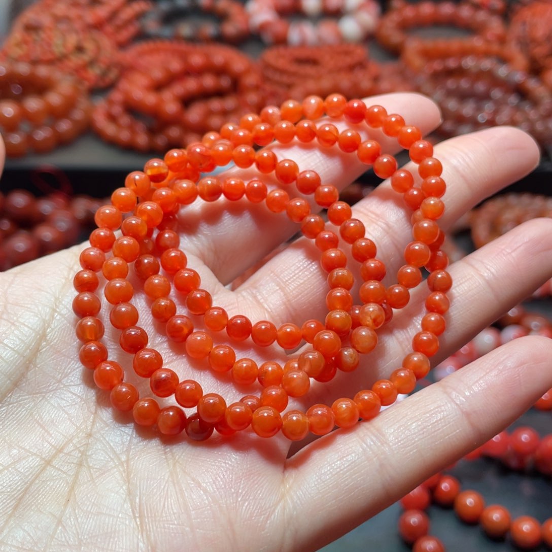 南红玛瑙手链未镶嵌