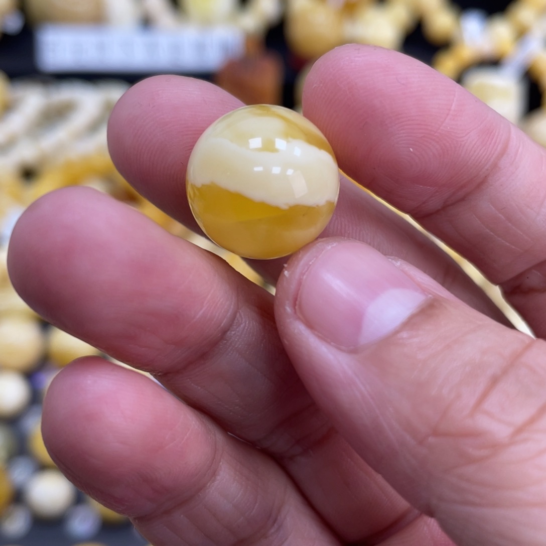 琥珀珠宝奇石未镶嵌16.3mm