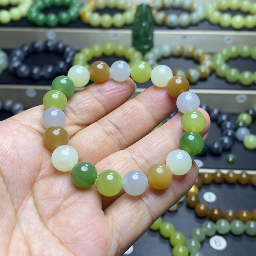 和田玉未镶嵌手串