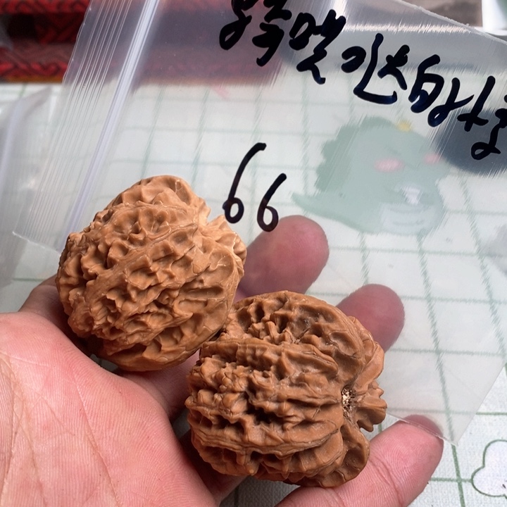 文玩核桃把件@****?核桃