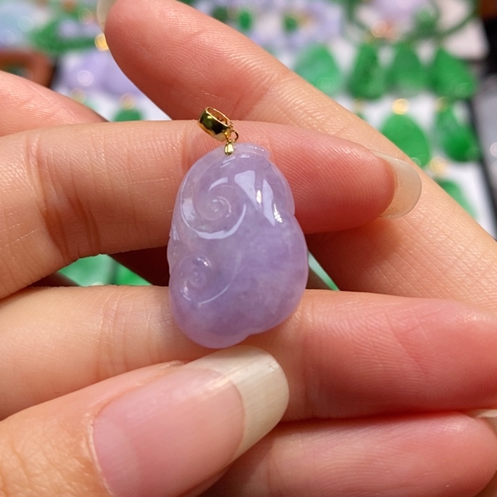 颈饰未镶嵌翡翠吊坠