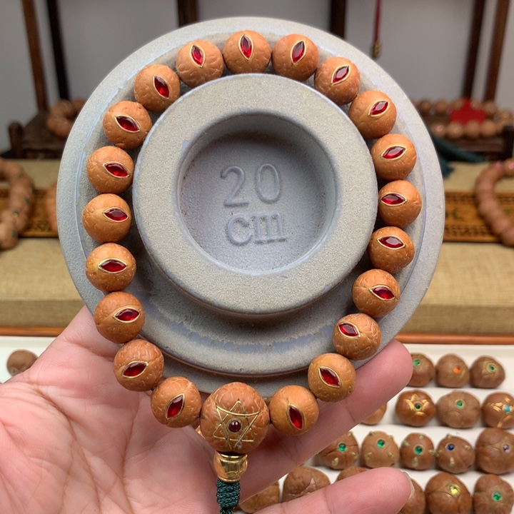 A****凤眼菩提吊坠手串