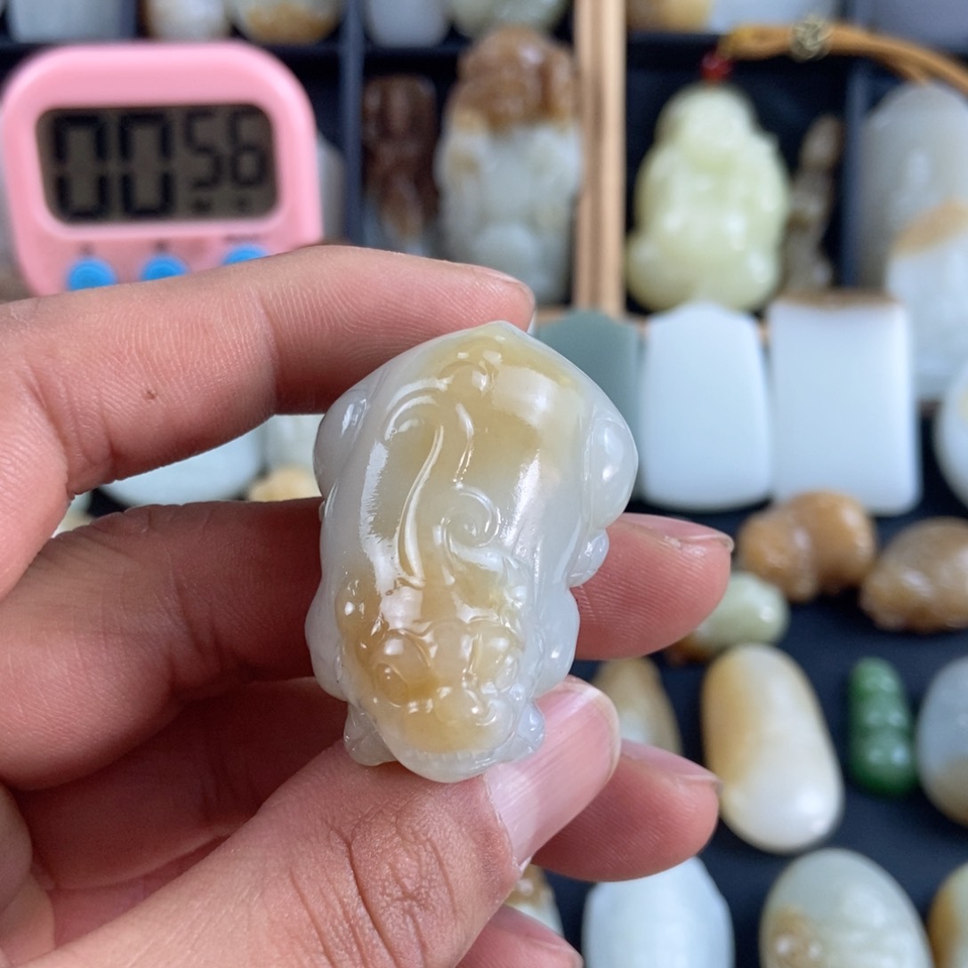 和田玉挂件未镶嵌