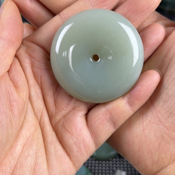 和田玉未镶嵌珠宝半成品