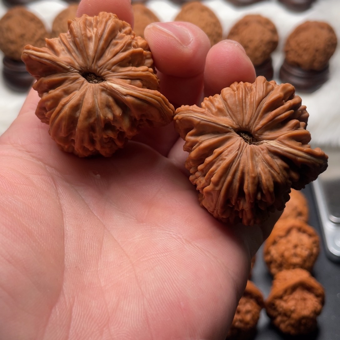 文玩核桃吊坠四座楼