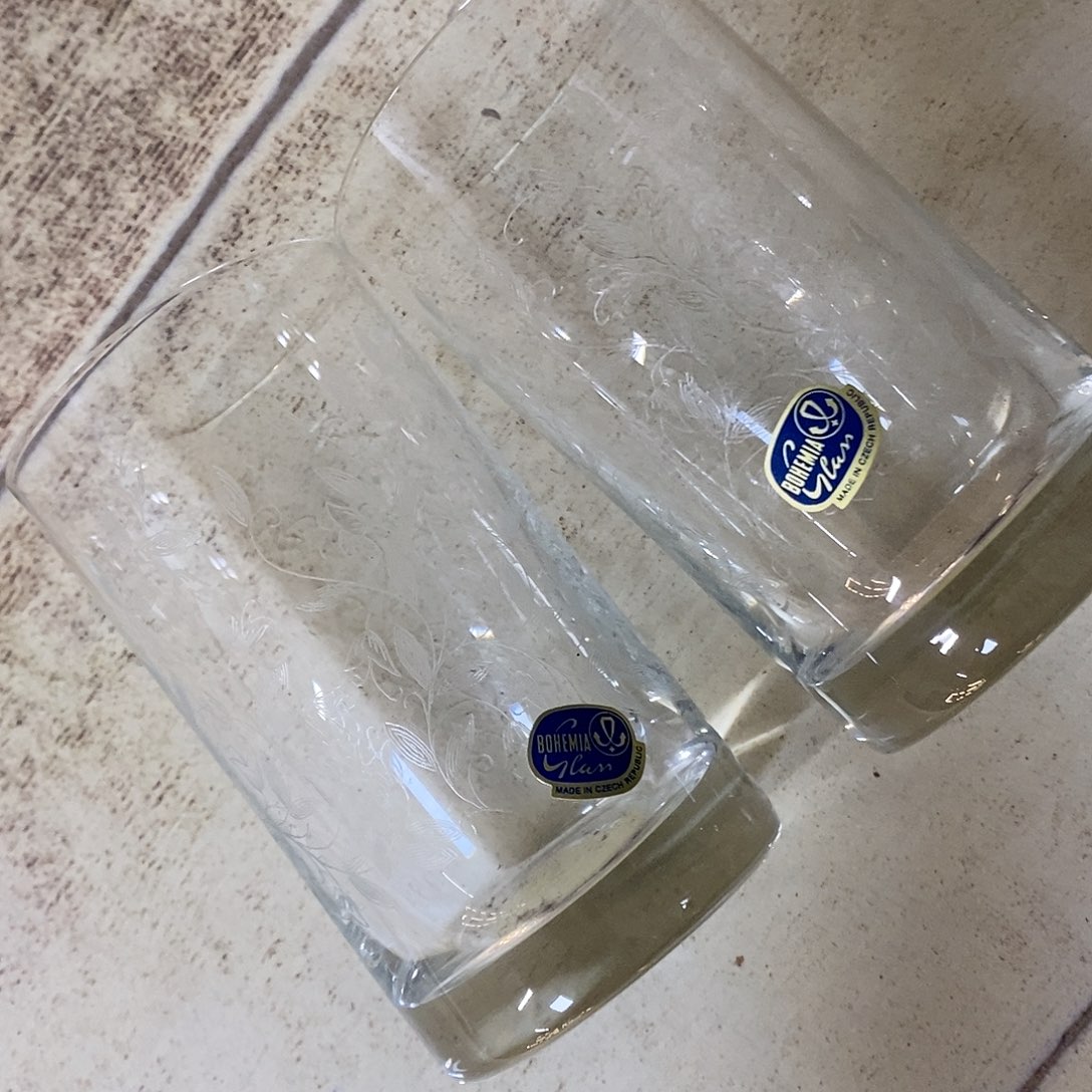 陈***.陶瓷等行业的产品