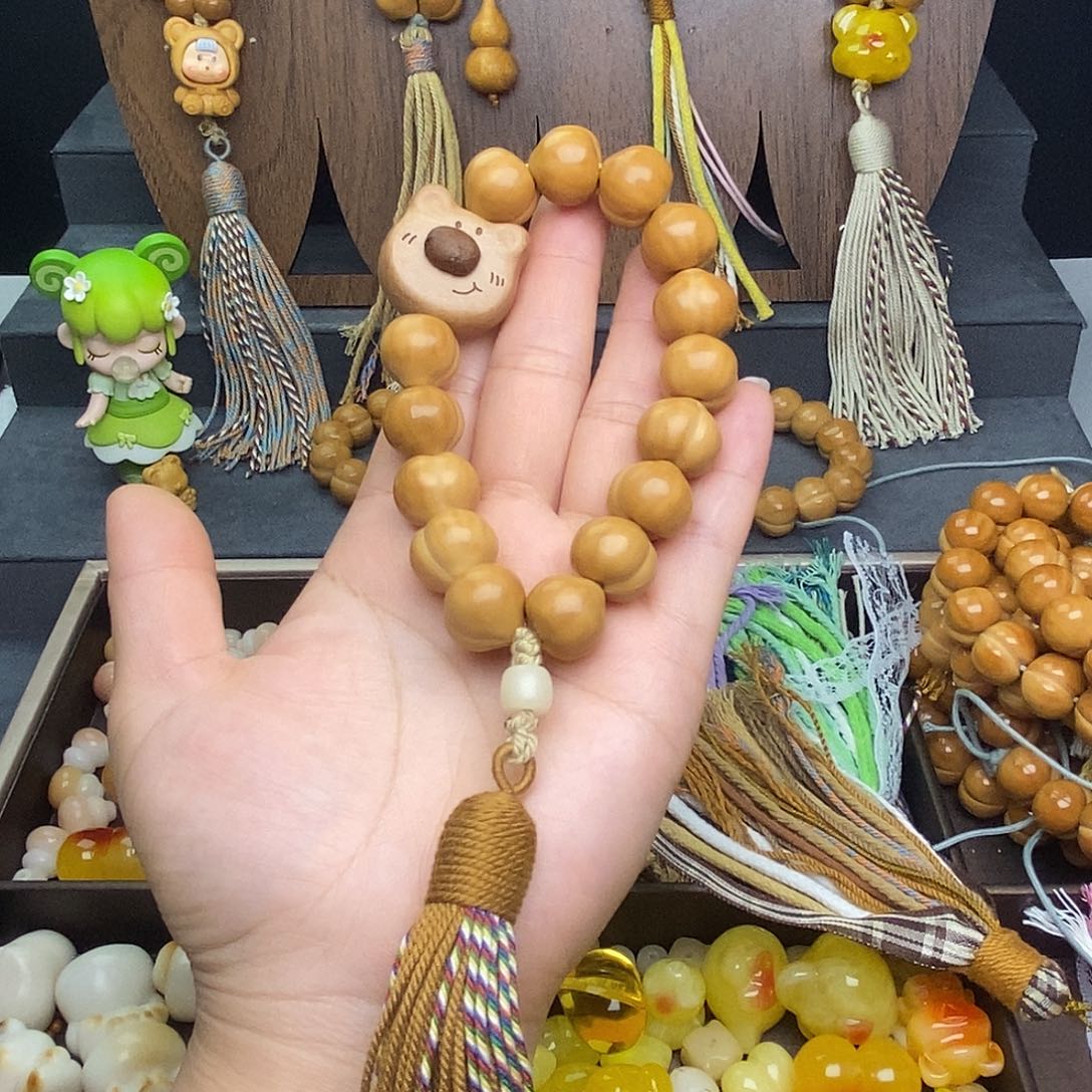 吊坠猴头核桃猴头手串一套屁桃全品