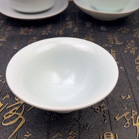 汝瓷月白仿古釉斗笠杯