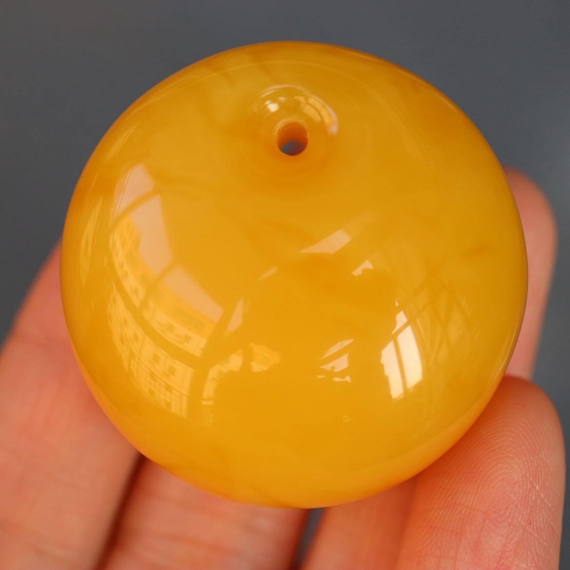 精品精工橘红浓蜡蜜蜡公主扣 圆润饱满 精修型 37.6*21.6mm 18.15