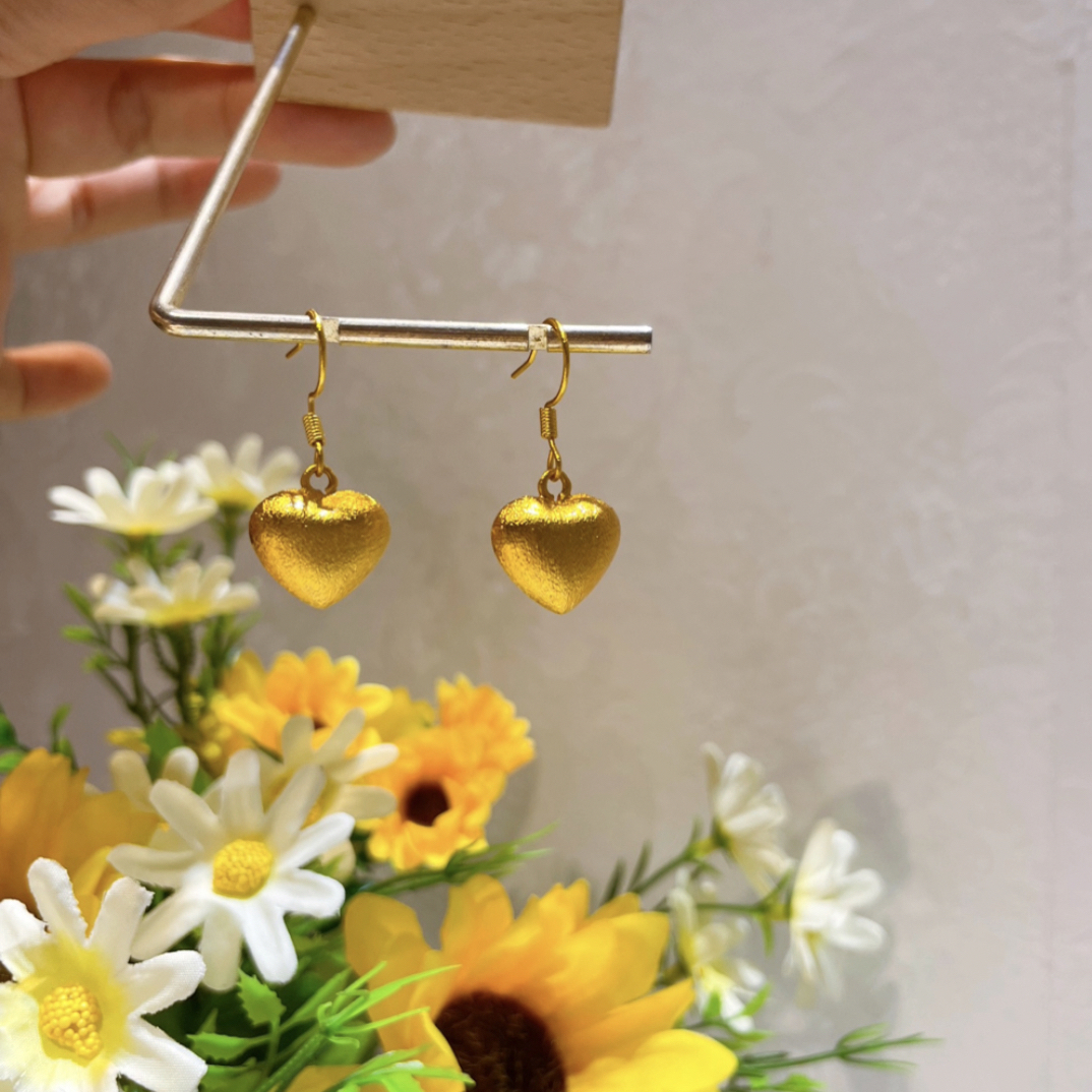 合金耳饰 精致拉丝爱心挂钩时尚耳环日常佩戴显气质个性百搭配饰
