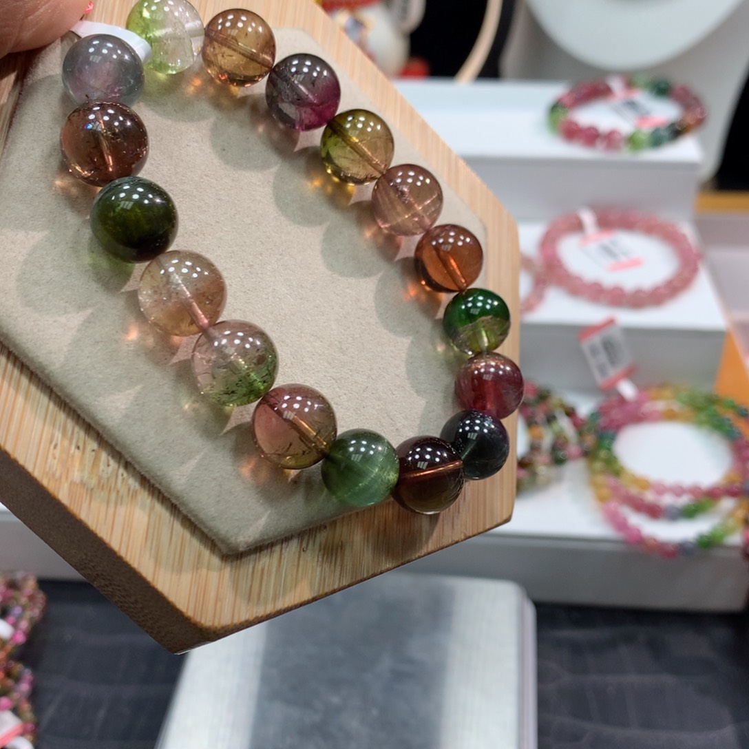 碧玺手链未镶嵌  11mm。