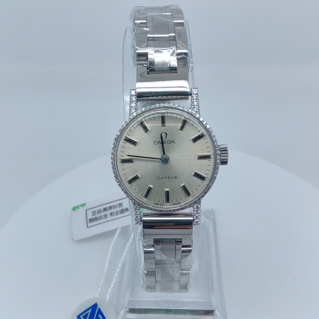 95新 Omega/欧米茄  手动机械后钻20mm/公价32999/w11447
