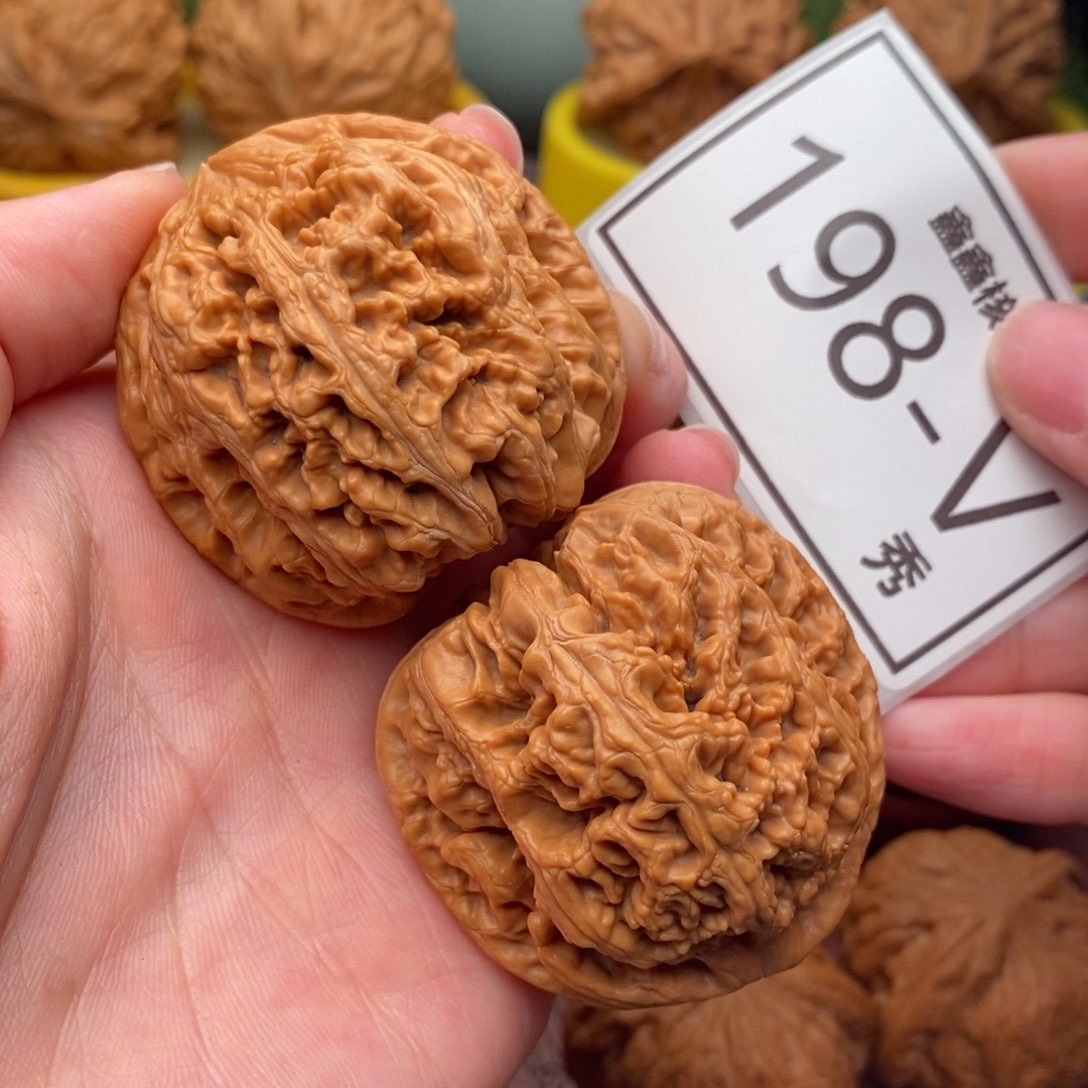 文玩核桃把件大粗筋44