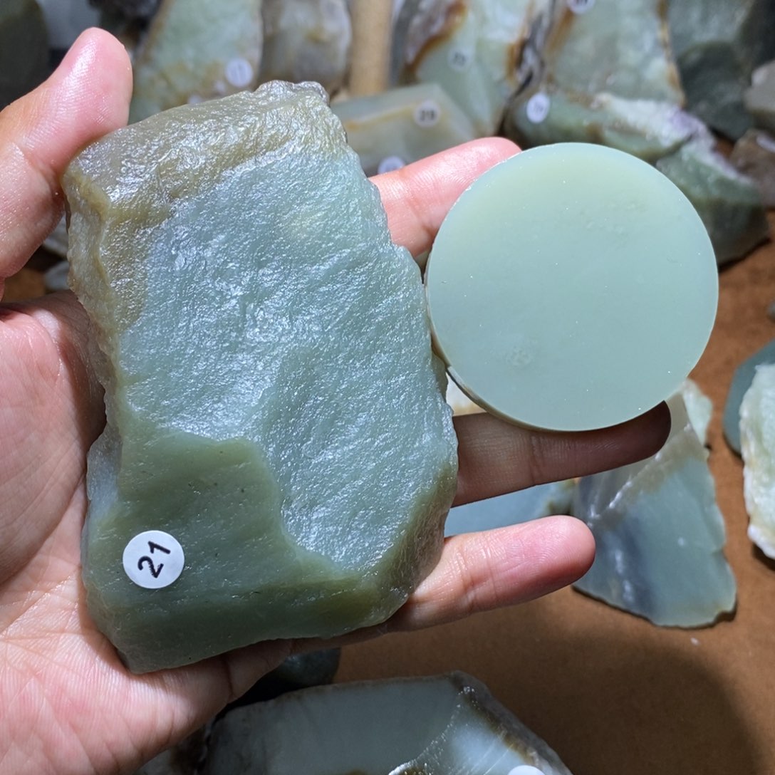 未镶嵌和田玉珠宝半成品梦**?