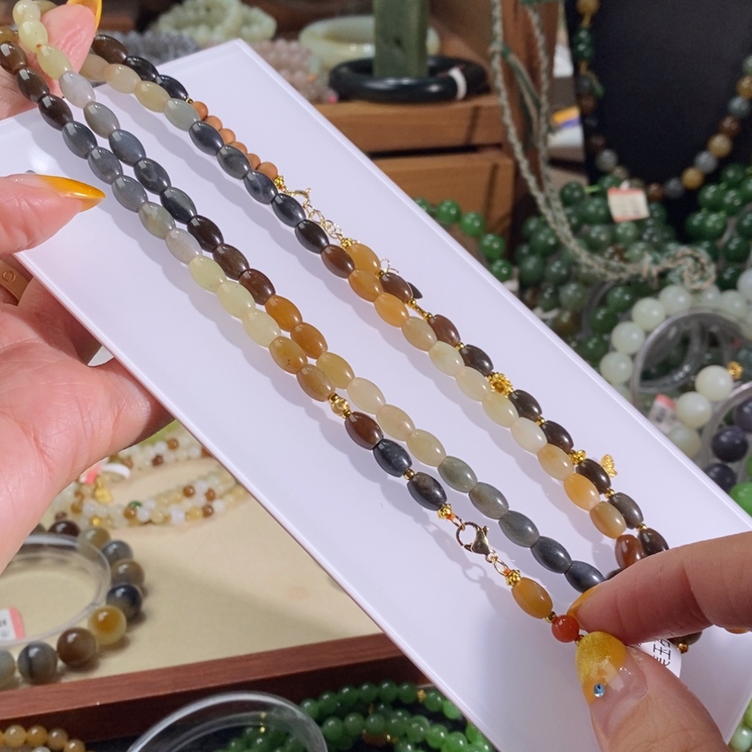 和田玉未镶嵌手链