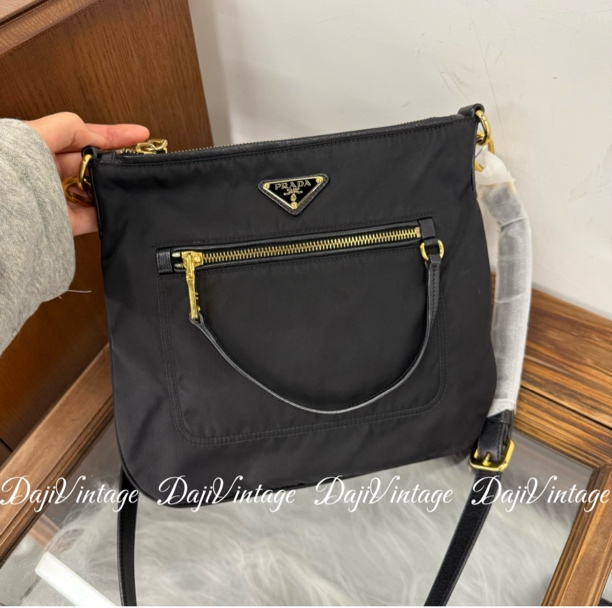 95新 Prada/普拉达 大吉中古3/Prada普拉达黑金尼龙降落伞斜挎包