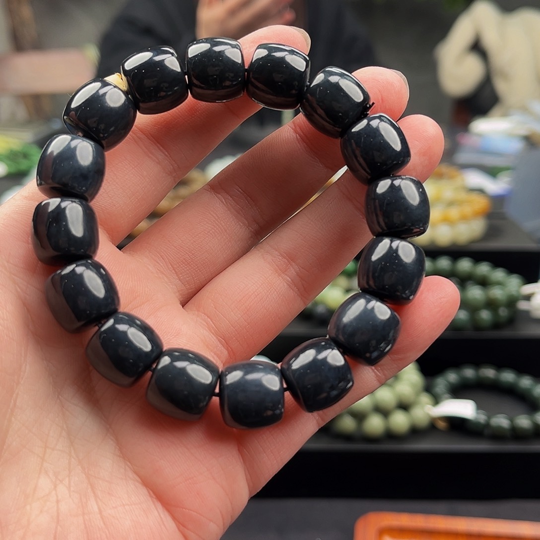 和田玉手串未镶嵌