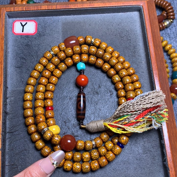 星月菩提吊坠菩提