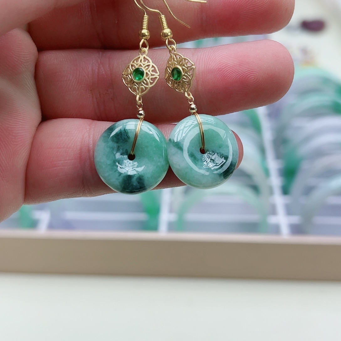 翡翠吊坠(赠链)银S925镶嵌