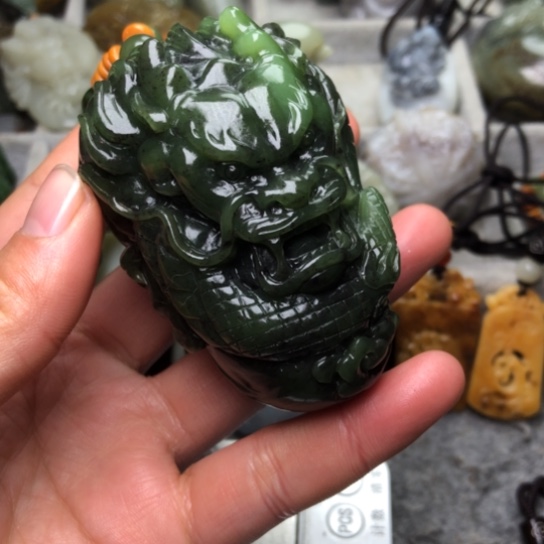 和田玉把件未镶嵌