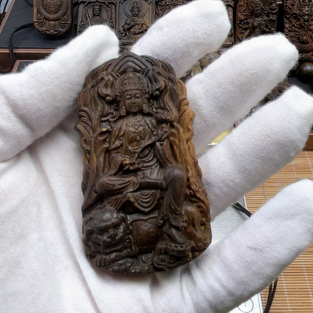 沉香木吊坠西*哥芽庄黄奇