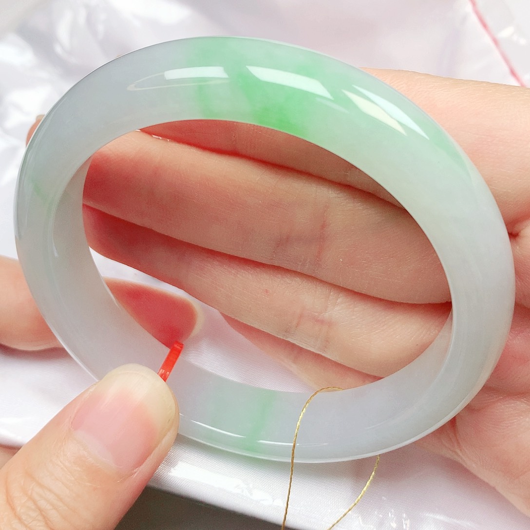 翡翠手镯未镶嵌抖音864