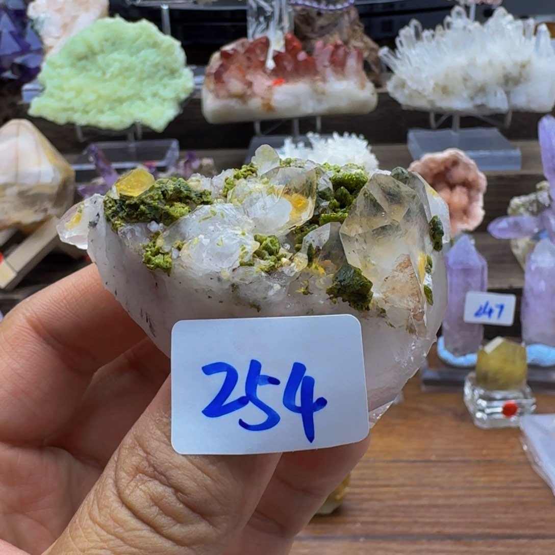 水晶珠宝半成品未镶嵌咦*哈