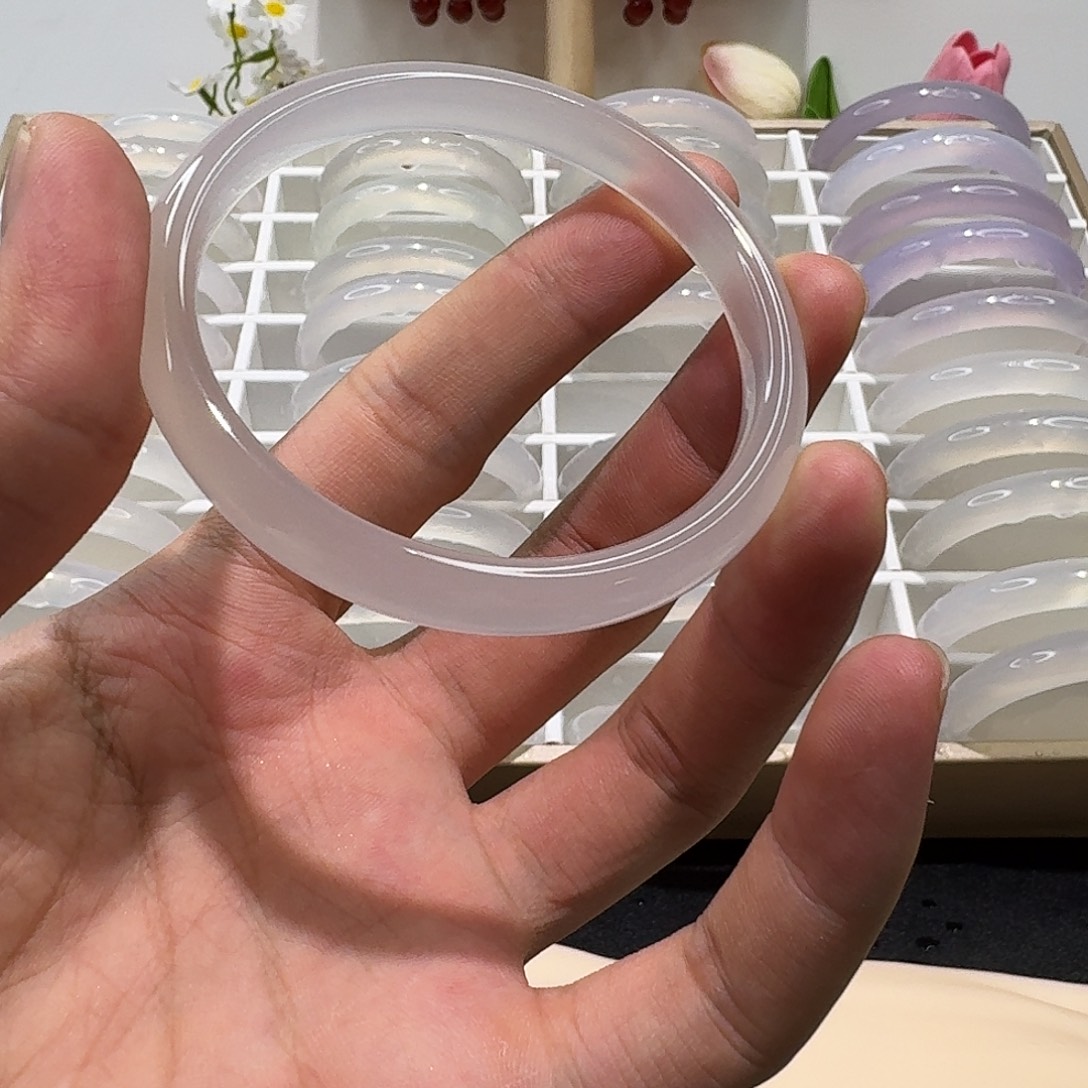 玛瑙/玉髓未镶嵌手镯