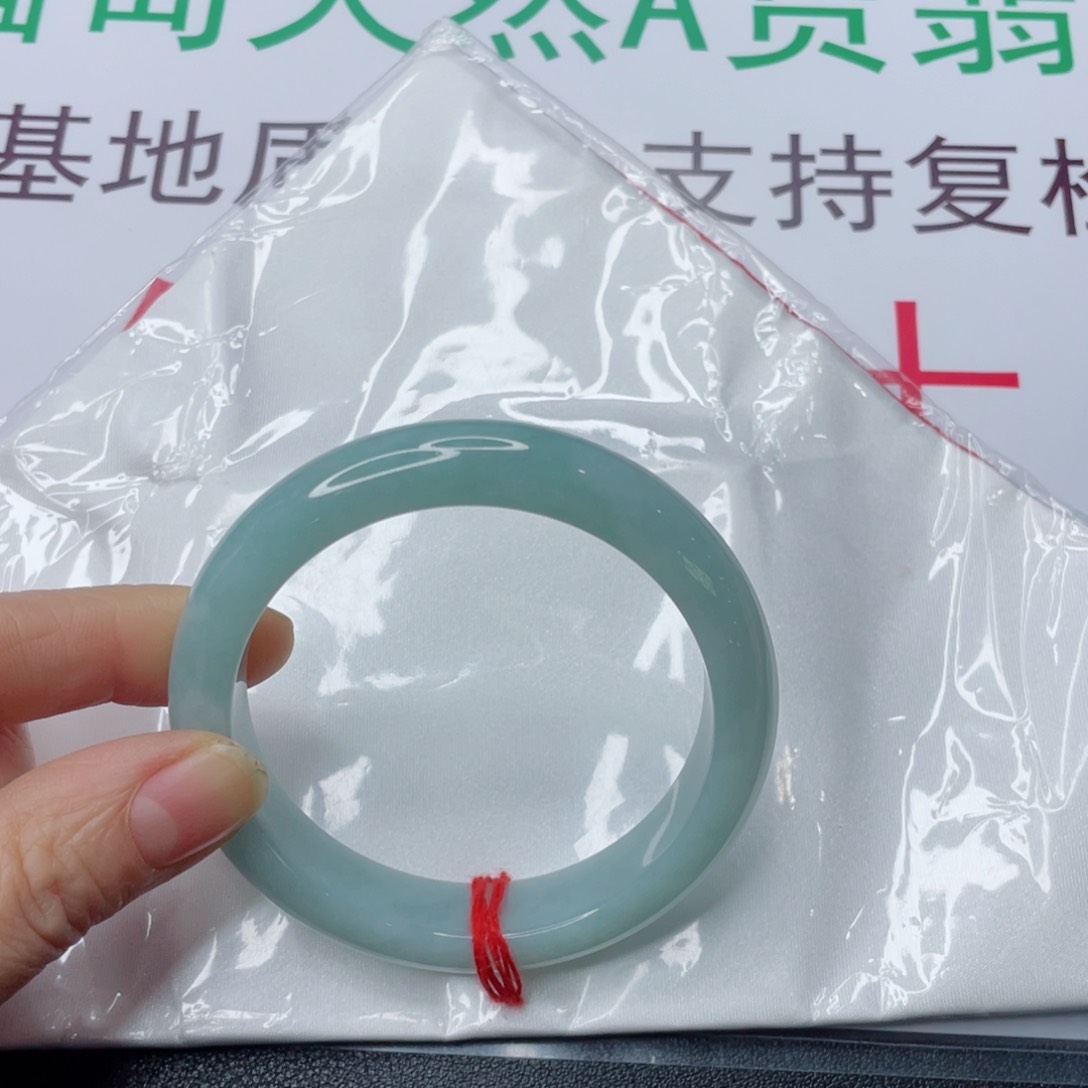 未镶嵌手镯翡翠梦*