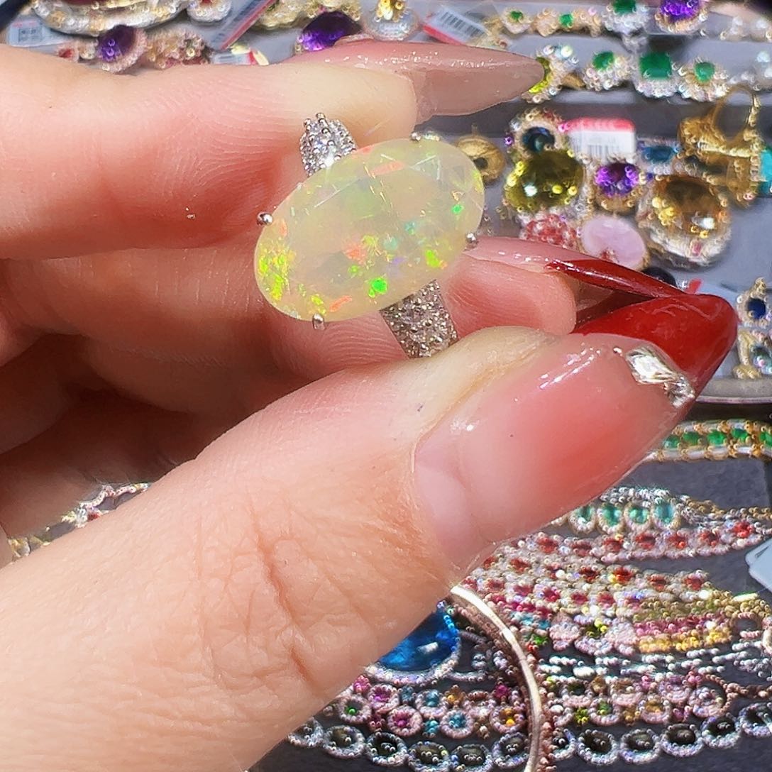 银S925镶嵌欧泊戒指