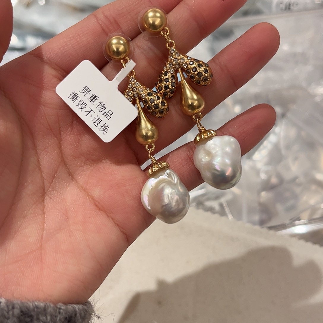 淡水珍珠耳饰合金