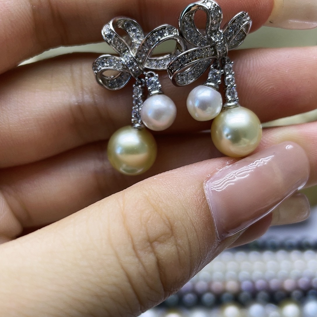 海水珍珠18K金镶嵌颈饰