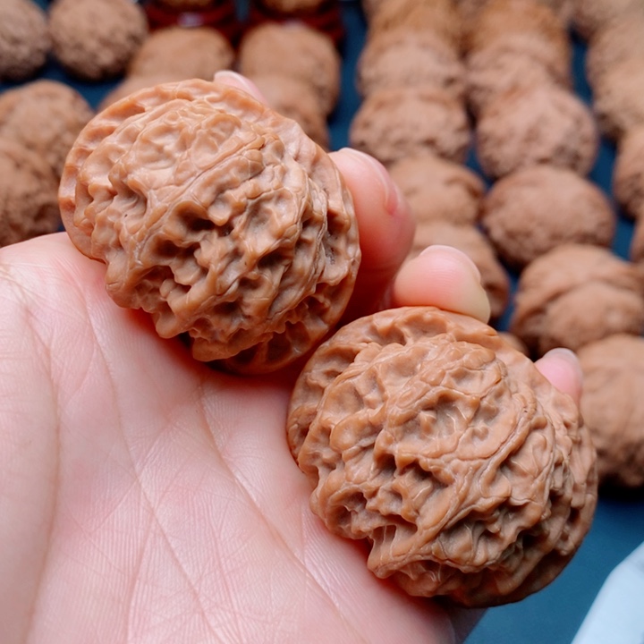 文玩核桃把件云***ᘗ苹果园41