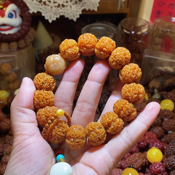 金刚菩提吊坠206半玉华肉包一物