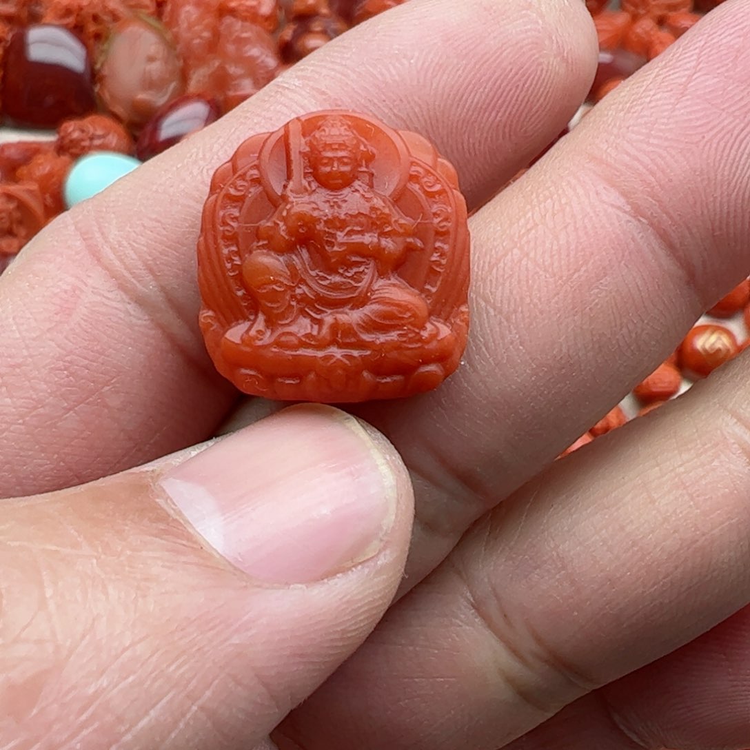 南红玛瑙配饰未镶嵌