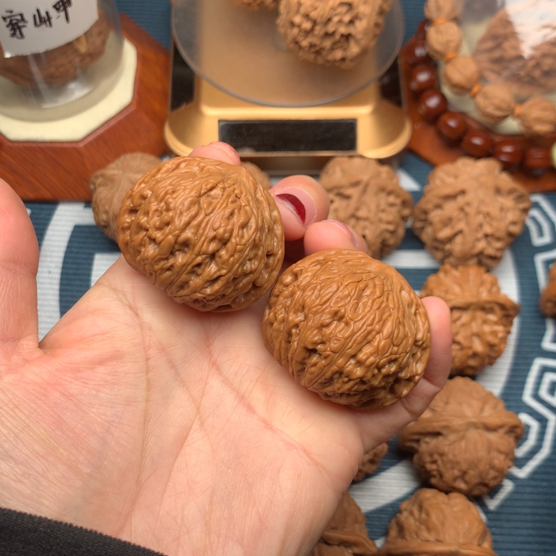 把件文玩核桃绣球40