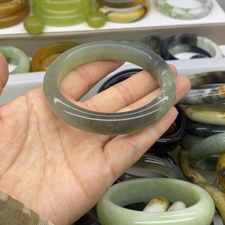 蛇纹石玉合金手镯63.9