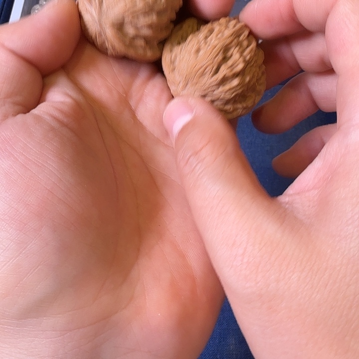 文玩核桃吊坠磨盘128