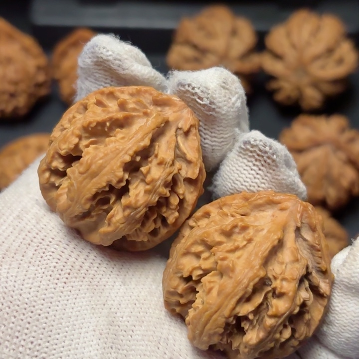 文玩核桃吊坠秦岭灯笼3