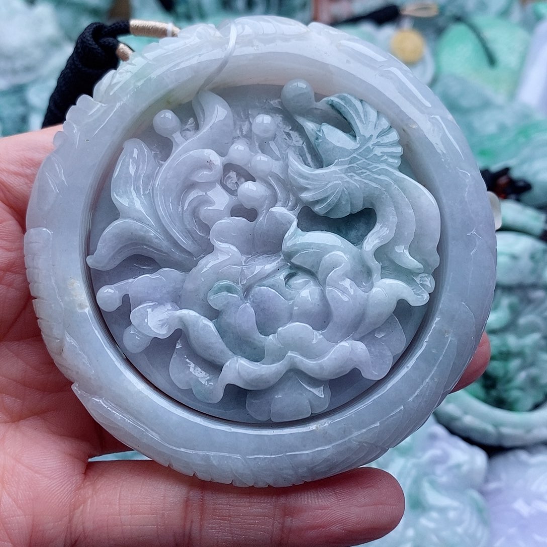 翡翠未镶嵌吊坠(不含链)巴****败