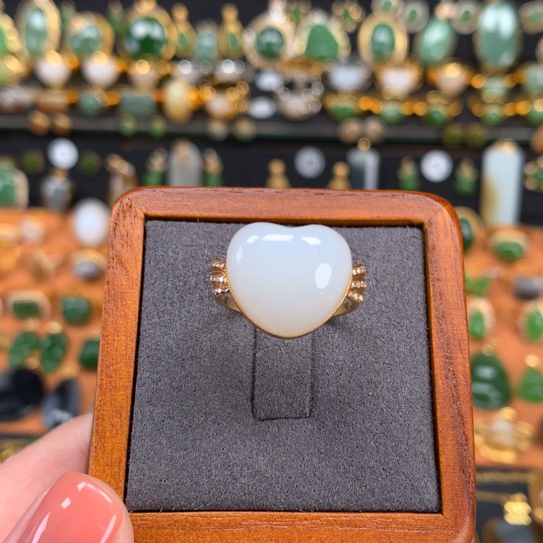 稽***语定制和田玉18K金镶嵌