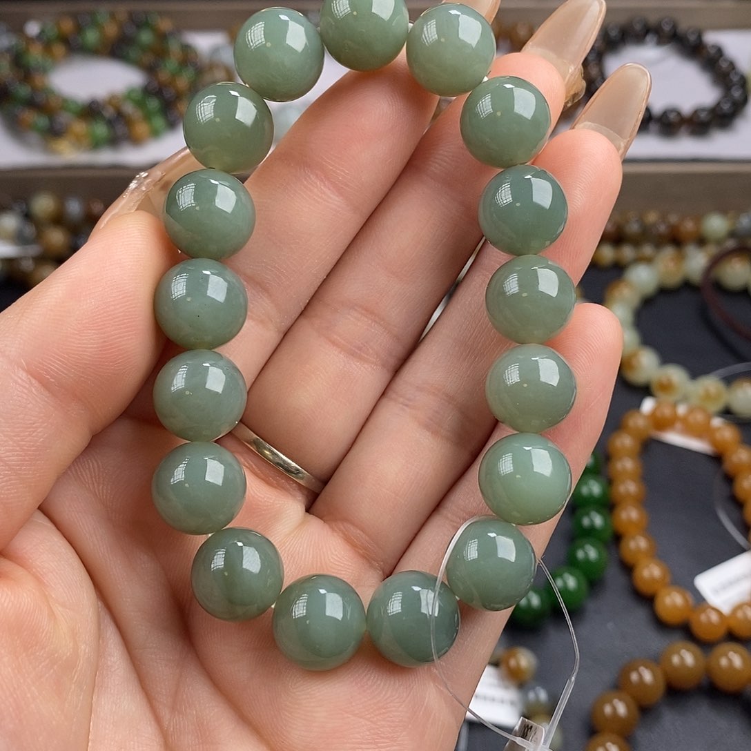 和田玉手串未镶嵌