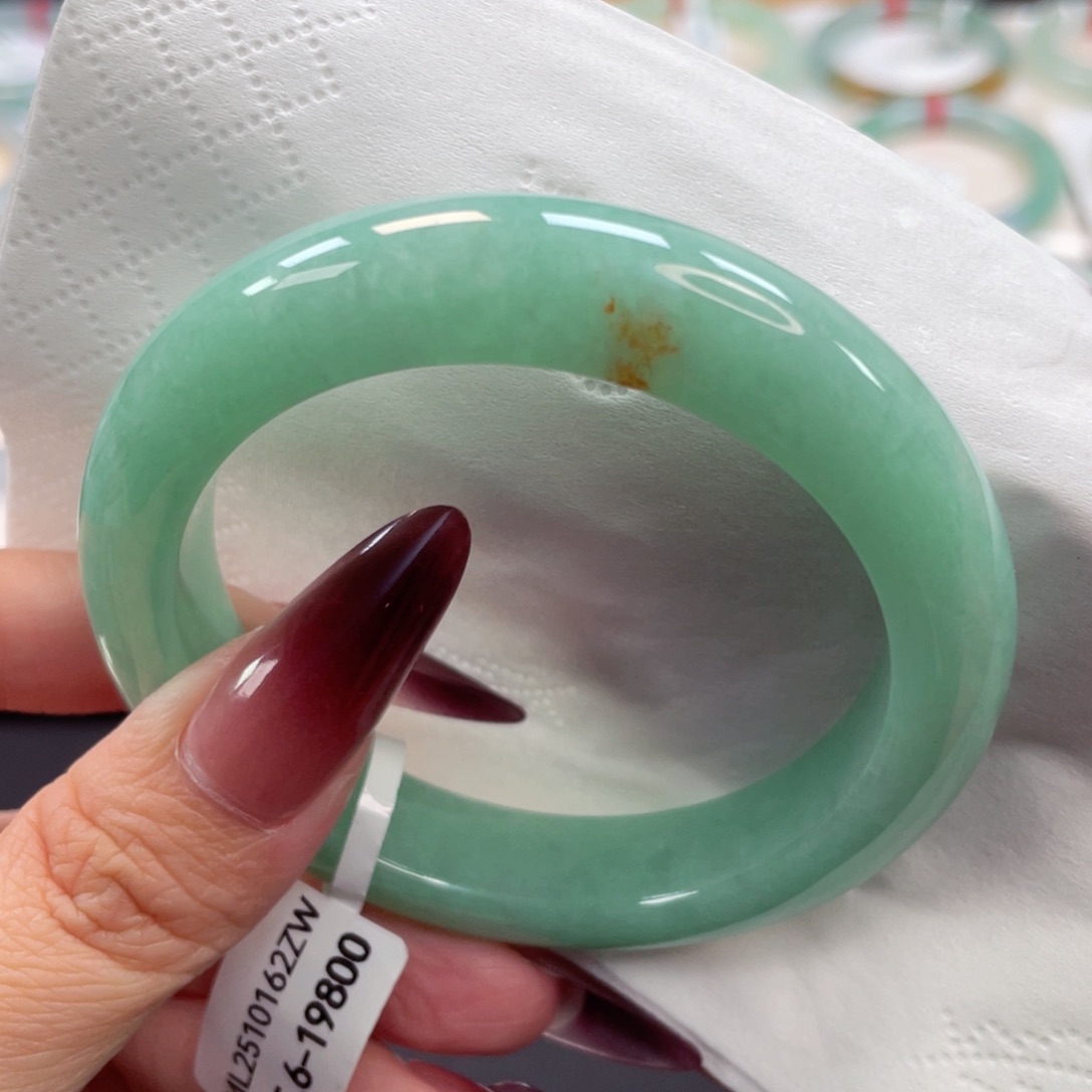 未镶嵌手镯翡翠9号55.6细糯化甜果绿飘黄